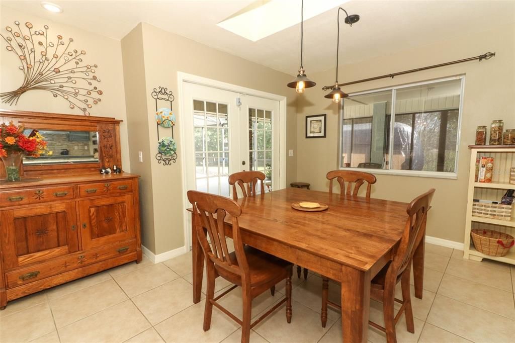 Active With Contract: $549,000 (3 beds, 2 baths, 2827 Square Feet)