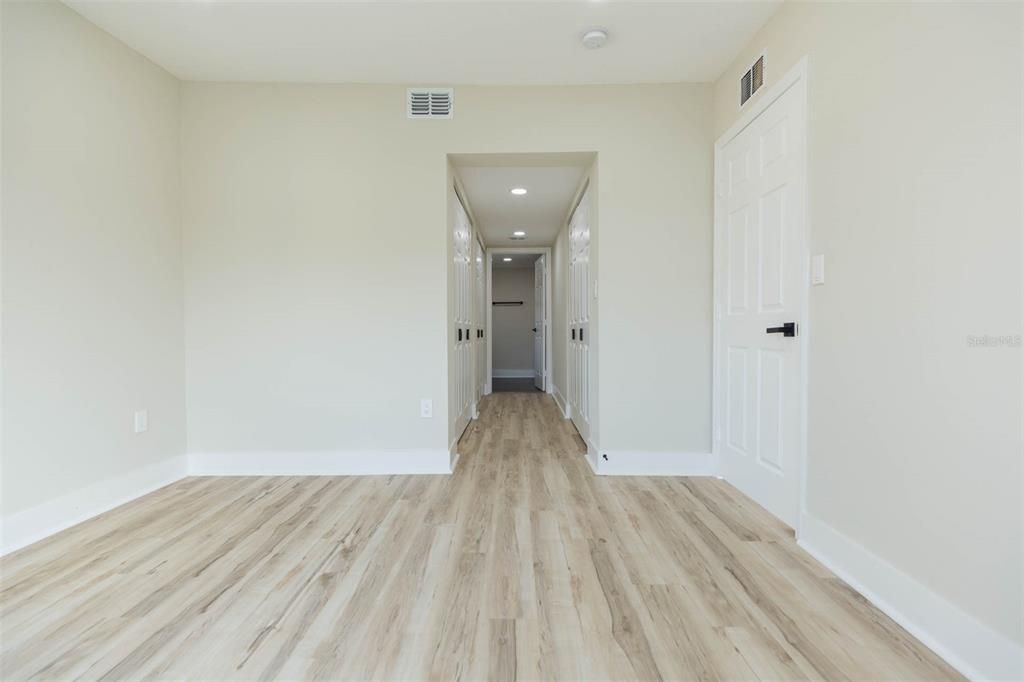 Active With Contract: $429,500 (3 beds, 2 baths, 1144 Square Feet)