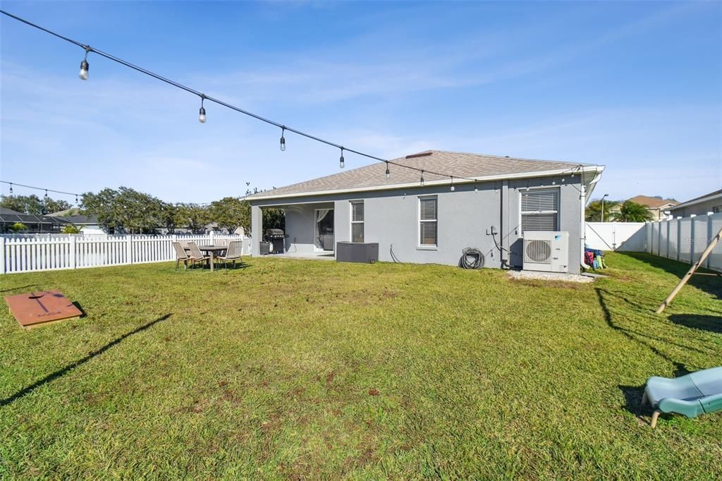 Recently Sold: $405,000 (4 beds, 2 baths, 1980 Square Feet)