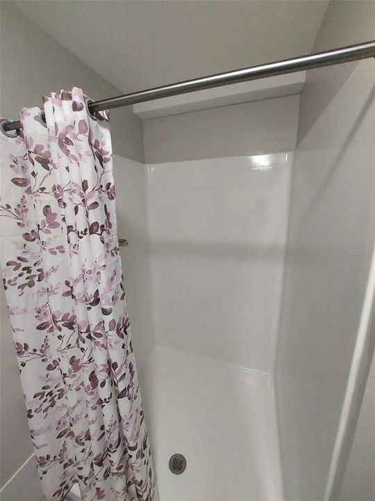 Full Bathroom 1 - 4x4 Step in shower