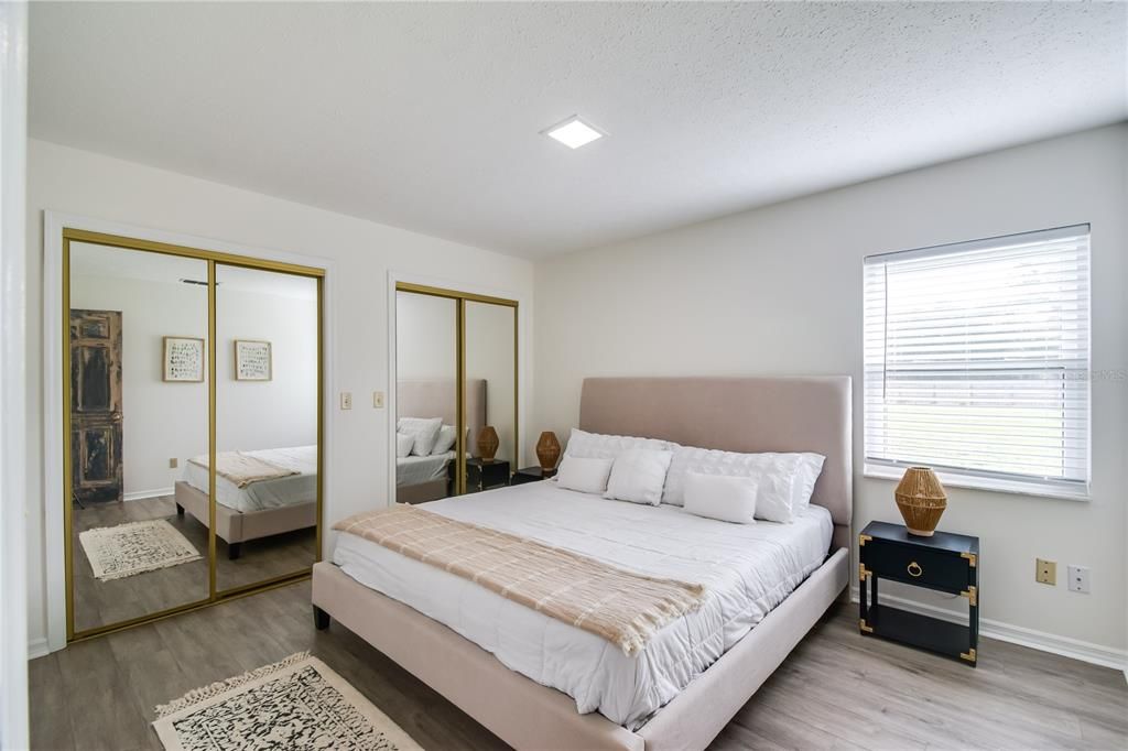 Recently Sold: $689,000 (2 beds, 2 baths, 1260 Square Feet)