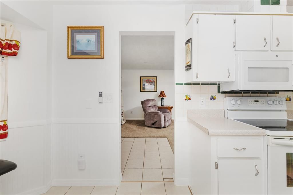 Recently Sold: $210,000 (2 beds, 2 baths, 1072 Square Feet)