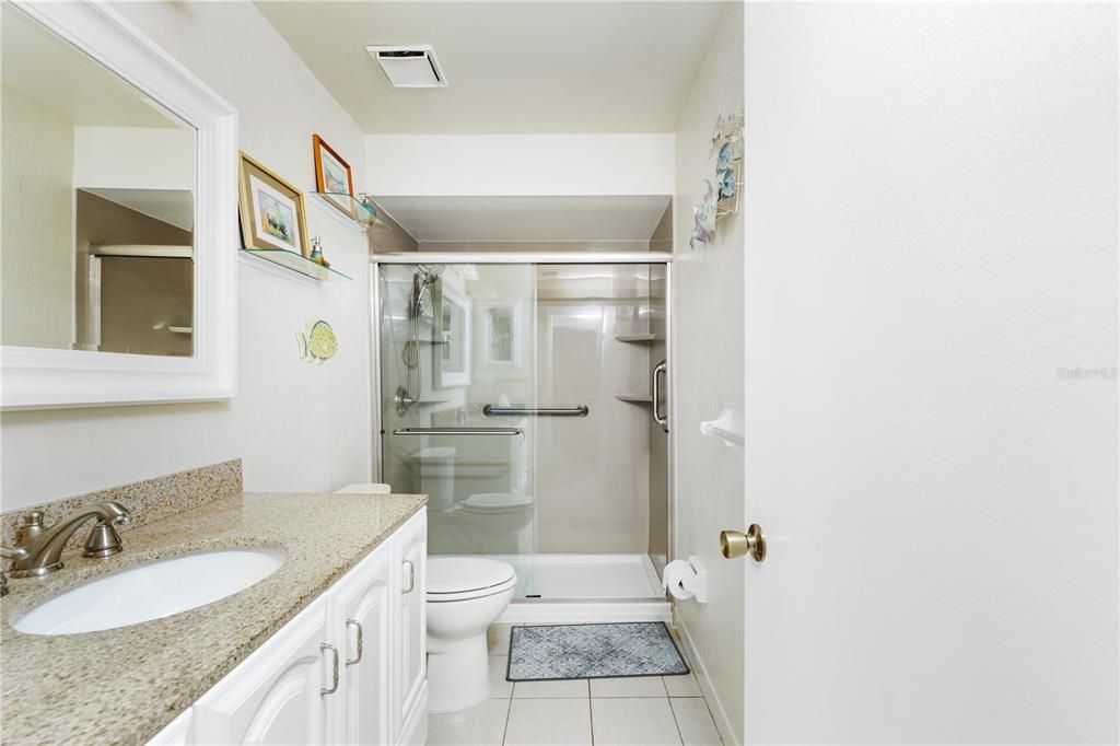 Recently Sold: $210,000 (2 beds, 2 baths, 1072 Square Feet)