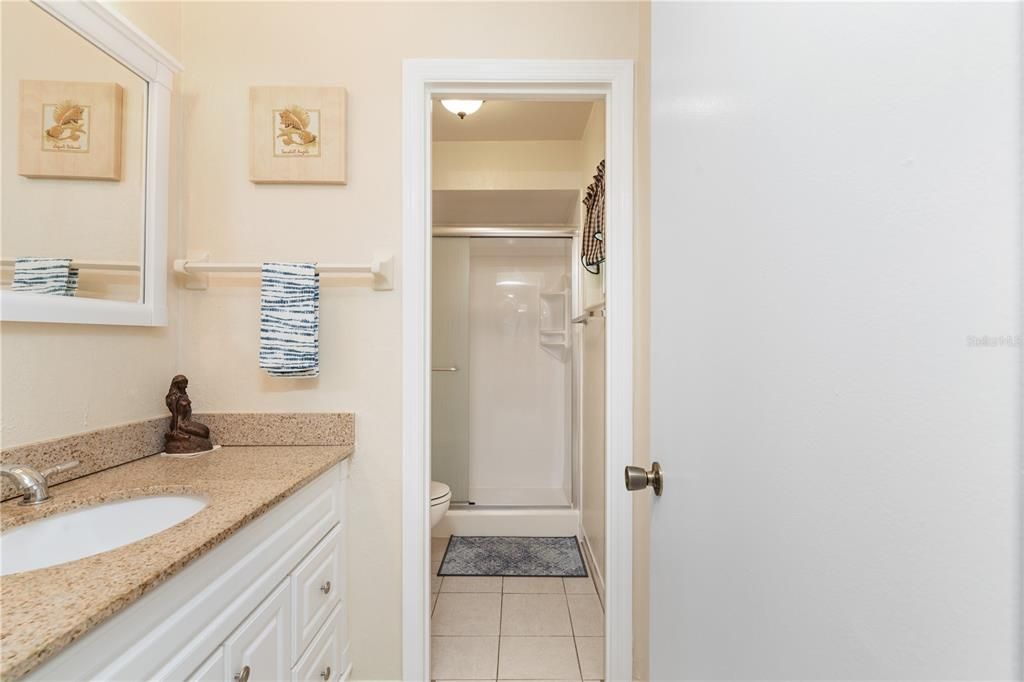 Active With Contract: $210,000 (2 beds, 2 baths, 1072 Square Feet)