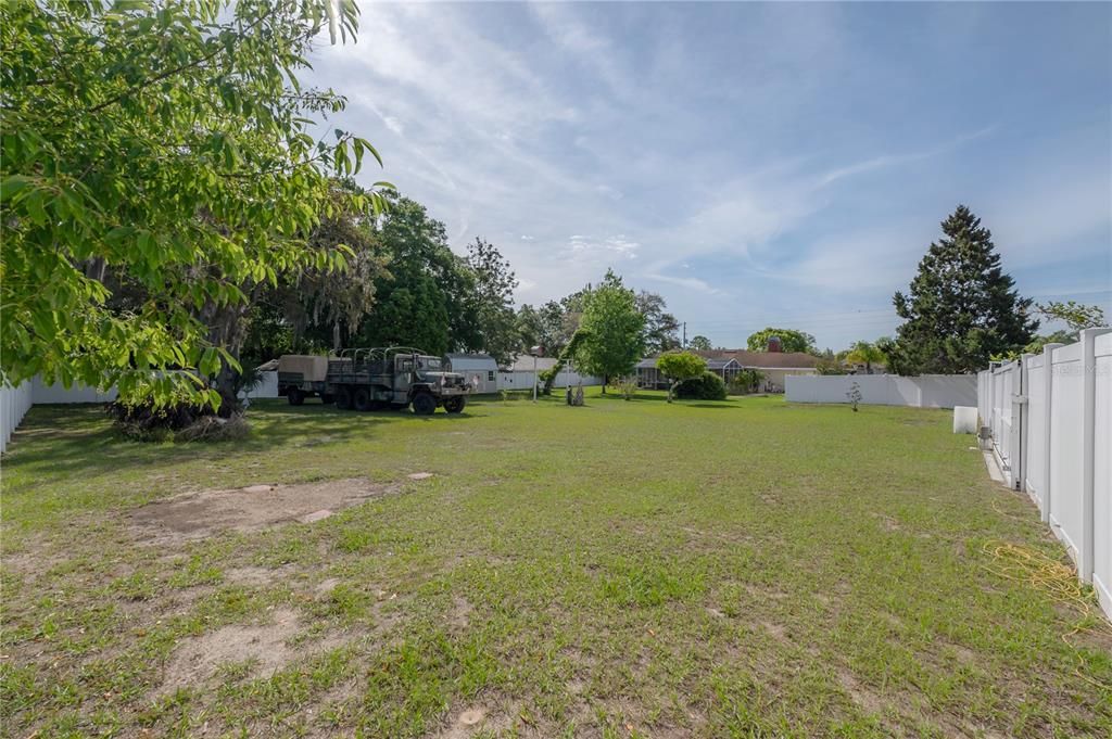 Recently Sold: $415,000 (3 beds, 2 baths, 1694 Square Feet)