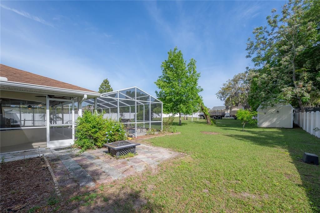 Recently Sold: $415,000 (3 beds, 2 baths, 1694 Square Feet)