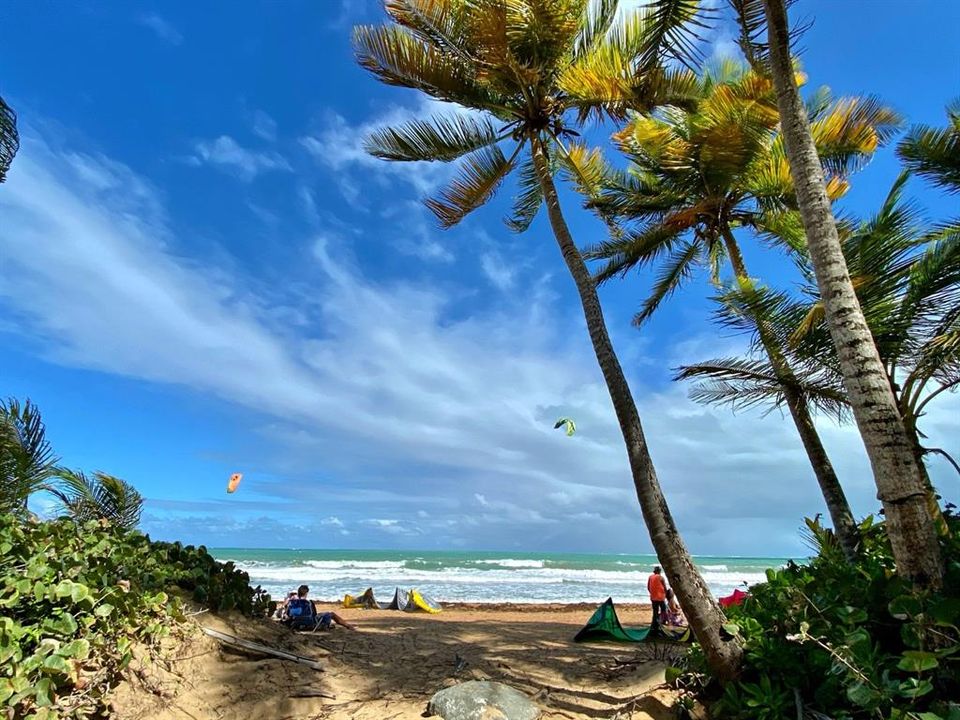 For Sale: $2,495,000 (8 beds, 4 baths, 4188 Square Feet)