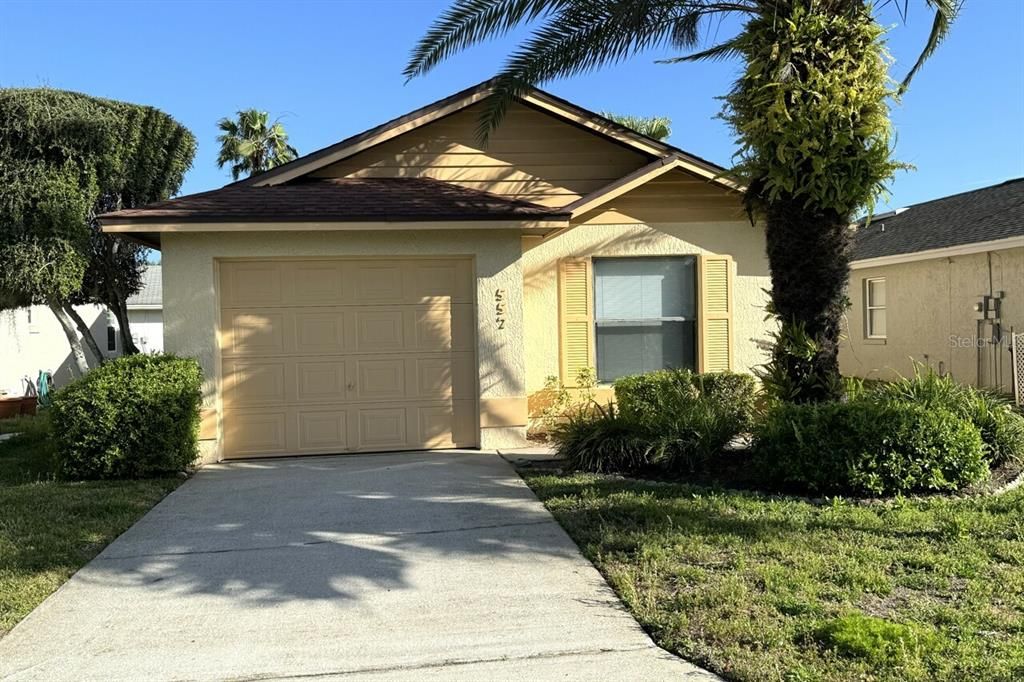 Recently Sold: $245,000 (2 beds, 2 baths, 964 Square Feet)