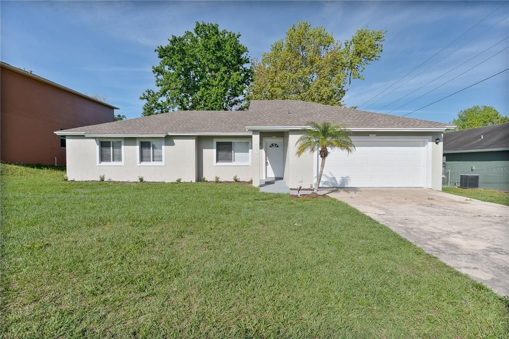 Recently Sold: $285,000 (3 beds, 2 baths, 1378 Square Feet)