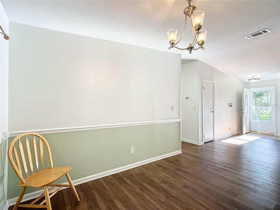 For Sale: $285,000 (3 beds, 2 baths, 2096 Square Feet)