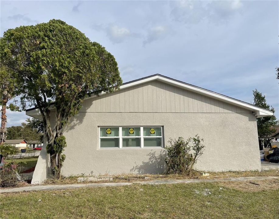 For Sale: $269,900 (3 beds, 2 baths, 1680 Square Feet)