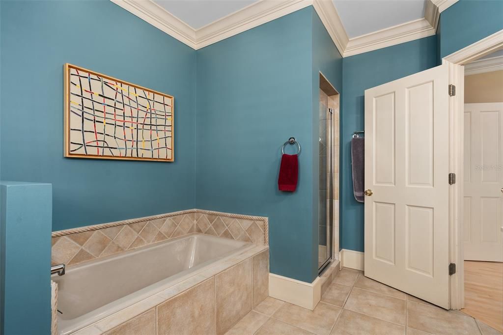 最近售出: $725,000 (3 贝兹, 2 浴室, 1853 平方英尺)