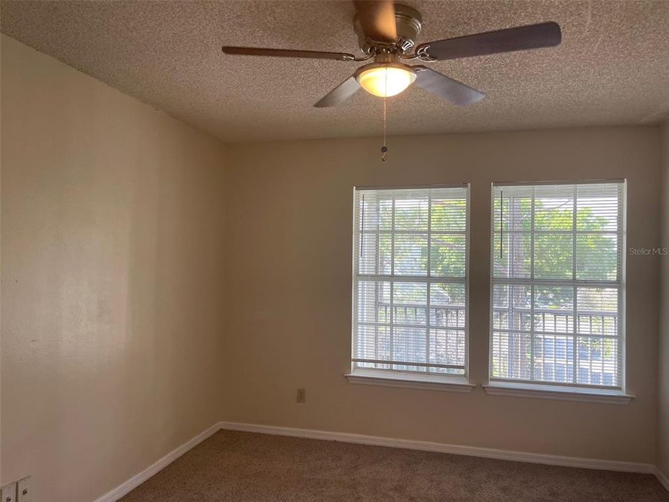 For Sale: $197,500 (2 beds, 2 baths, 1422 Square Feet)