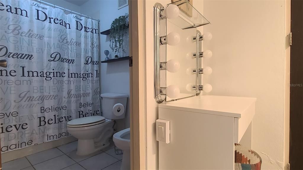 For Sale: $465,000 (4 beds, 2 baths, 1600 Square Feet)