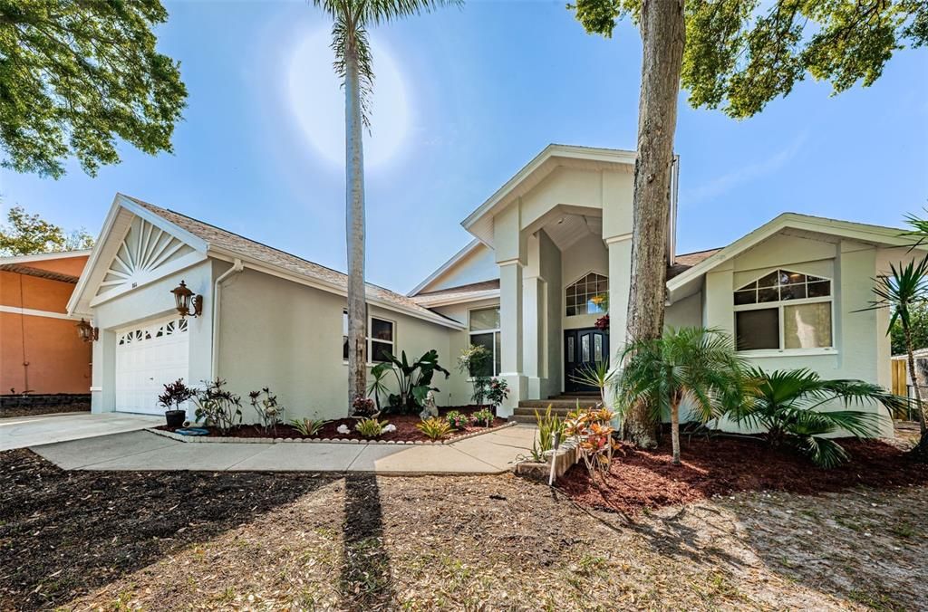 Recently Sold: $629,000 (3 beds, 2 baths, 1774 Square Feet)