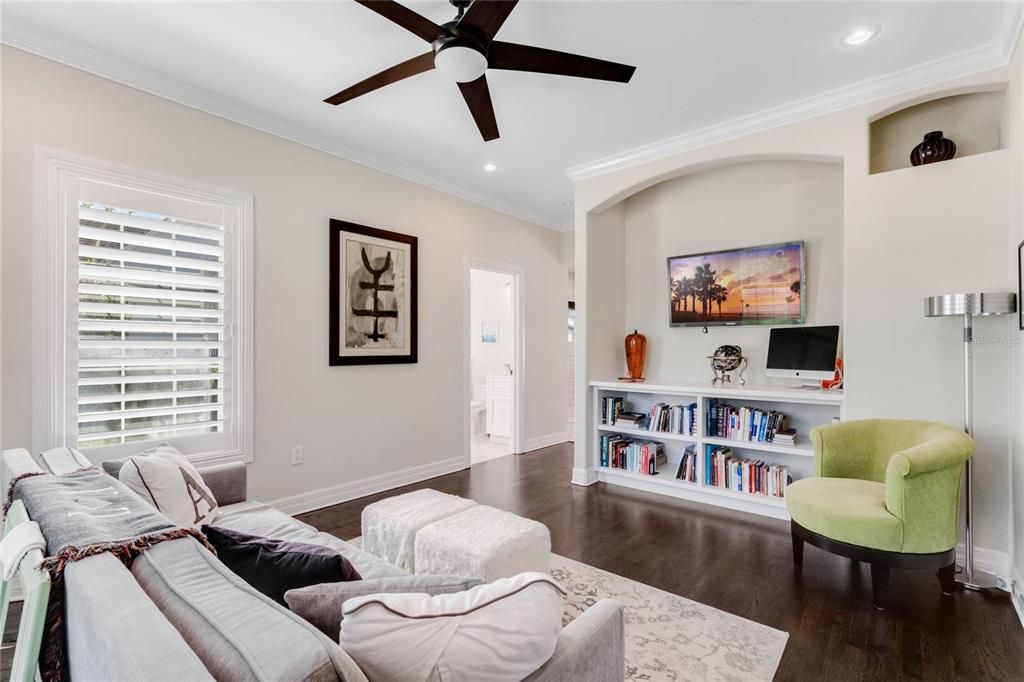 Active With Contract: $1,100,000 (4 beds, 3 baths, 2848 Square Feet)