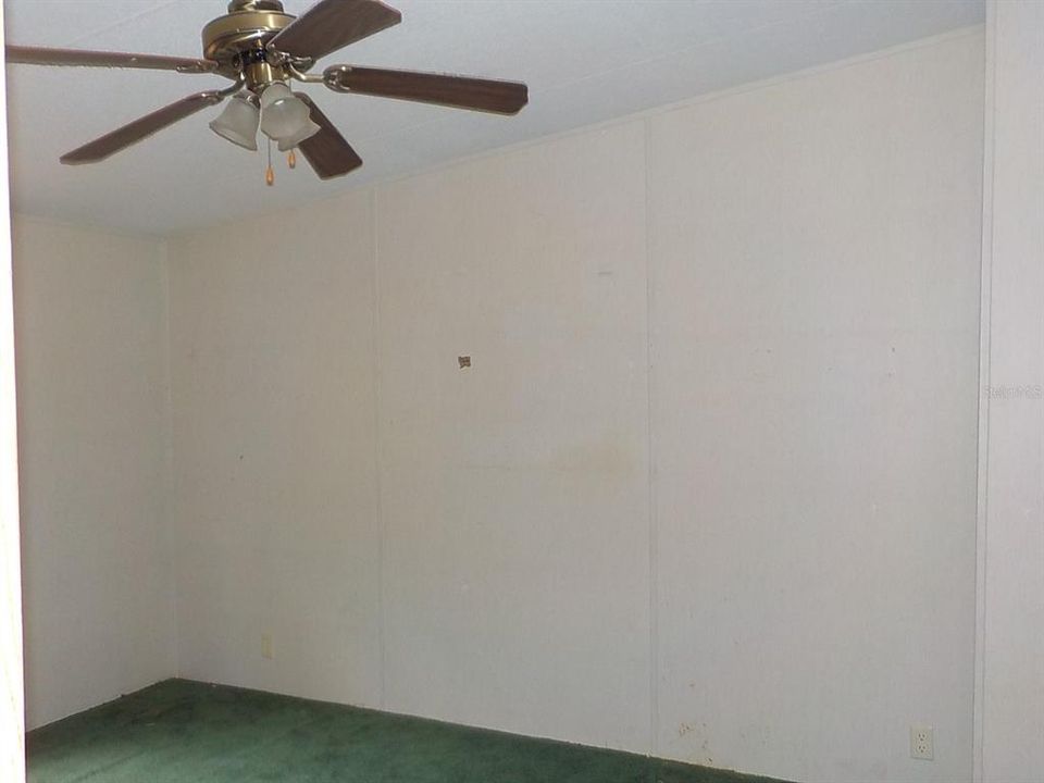 For Sale: $157,500 (3 beds, 2 baths, 1782 Square Feet)