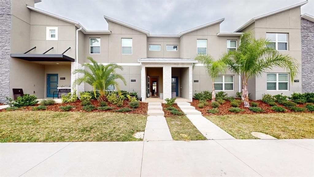 Recently Sold: $480,000 (4 beds, 3 baths, 1914 Square Feet)