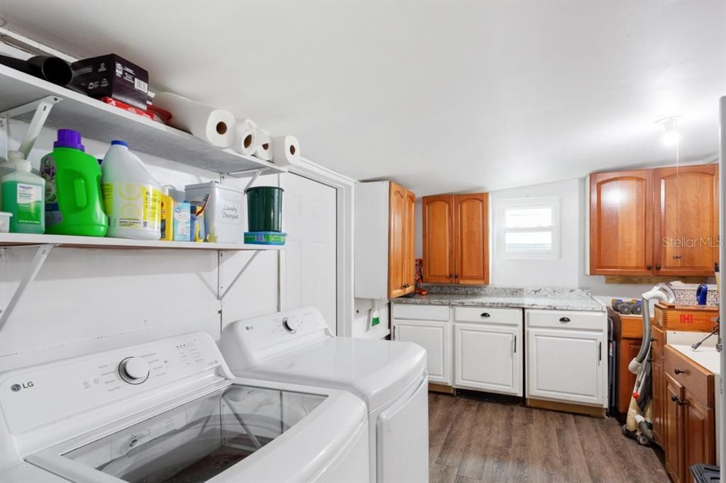 For Sale: $325,000 (4 beds, 2 baths, 2100 Square Feet)