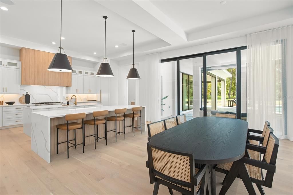 Recently Sold: $2,900,000 (5 beds, 5 baths, 5114 Square Feet)