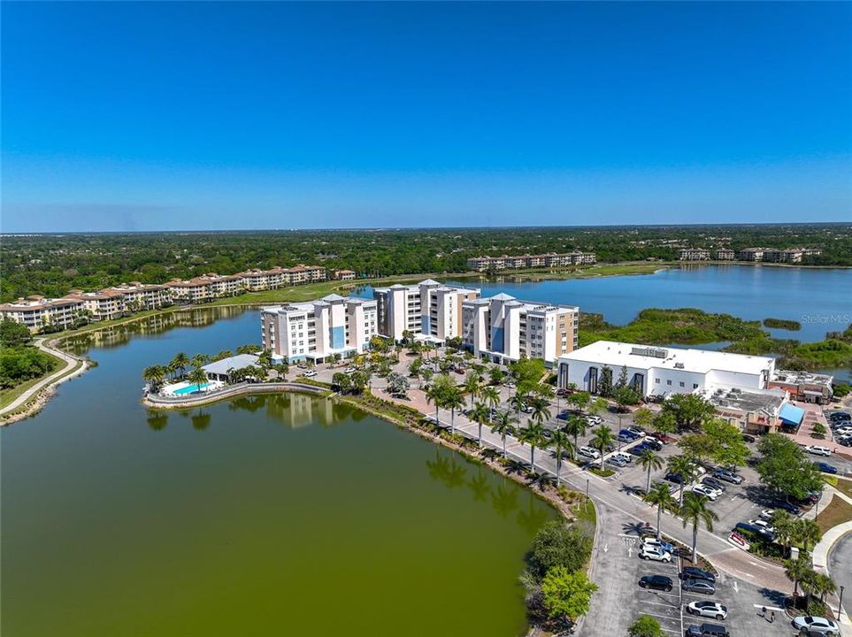 Active With Contract: $674,900 (3 beds, 2 baths, 1467 Square Feet)