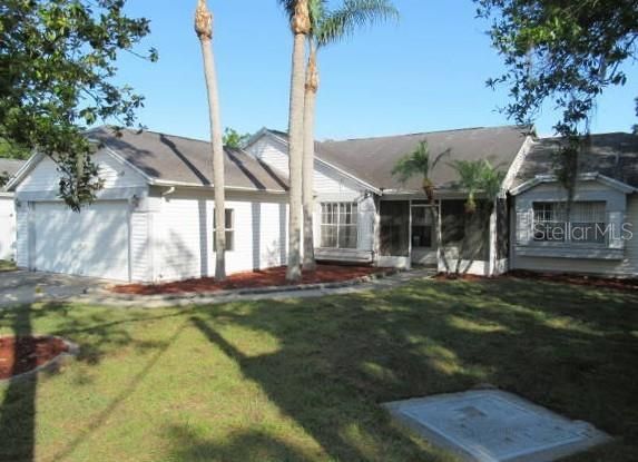 For Sale: $349,000 (4 beds, 2 baths, 1671 Square Feet)