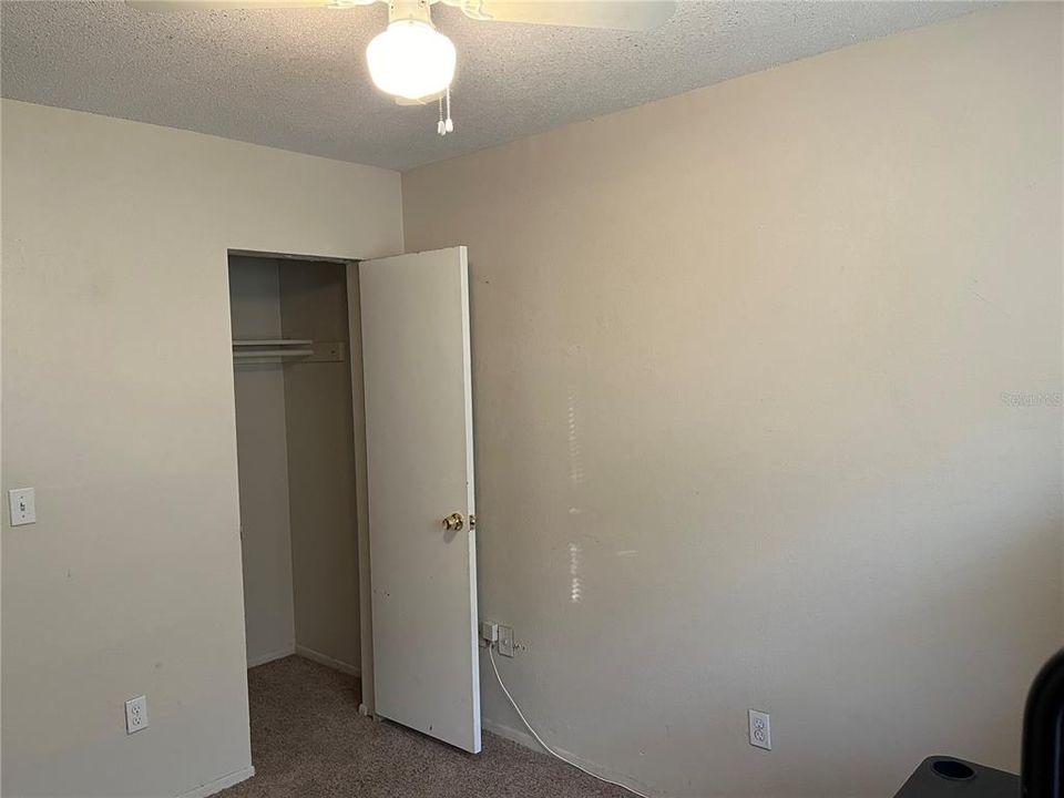 For Sale: $260,000 (3 beds, 1 baths, 1000 Square Feet)