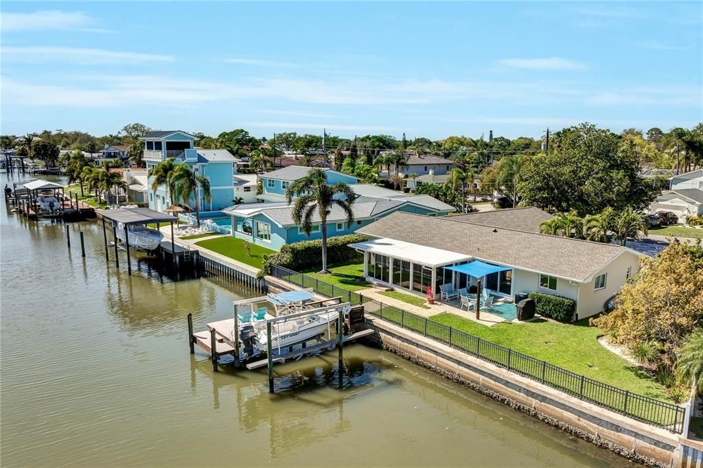 Active With Contract: $1,159,000 (3 beds, 2 baths, 1709 Square Feet)