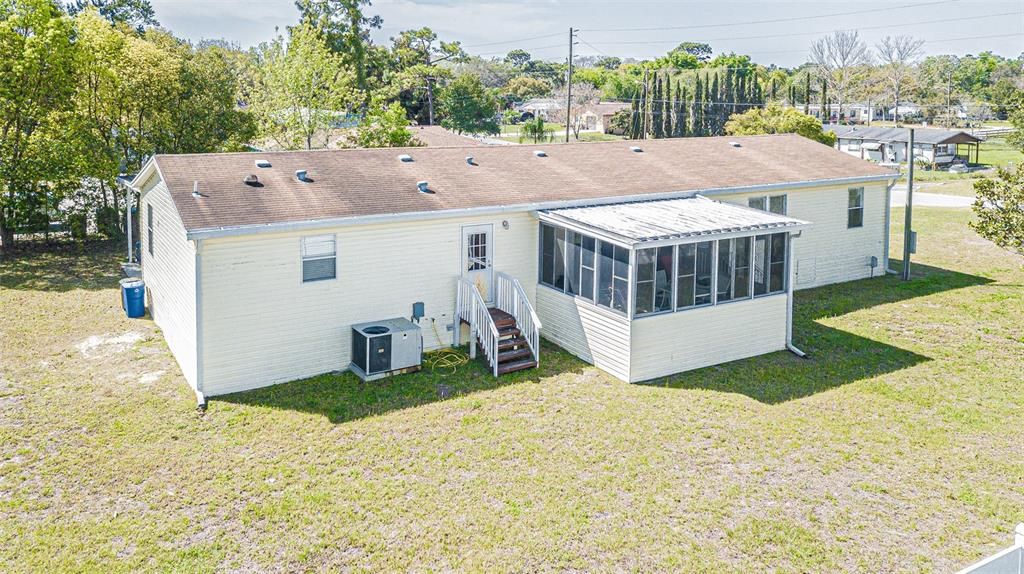 Recently Sold: $290,000 (4 beds, 2 baths, 1944 Square Feet)