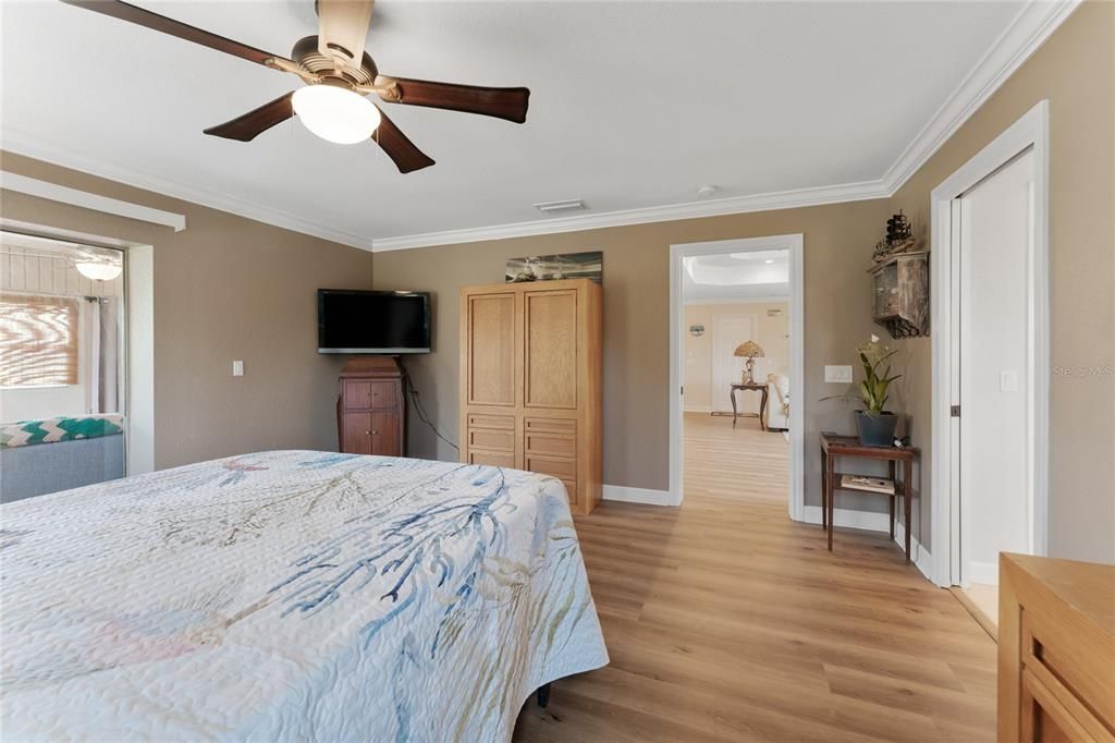 Active With Contract: $499,000 (3 beds, 2 baths, 1768 Square Feet)