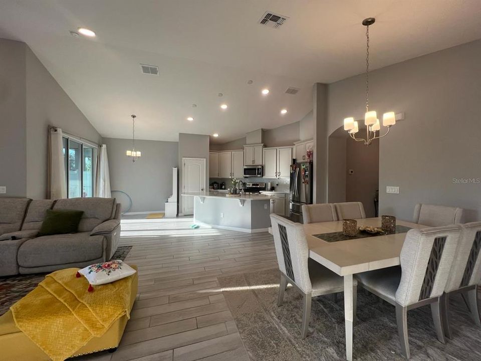 Active With Contract: $2,500 (3 beds, 2 baths, 1753 Square Feet)