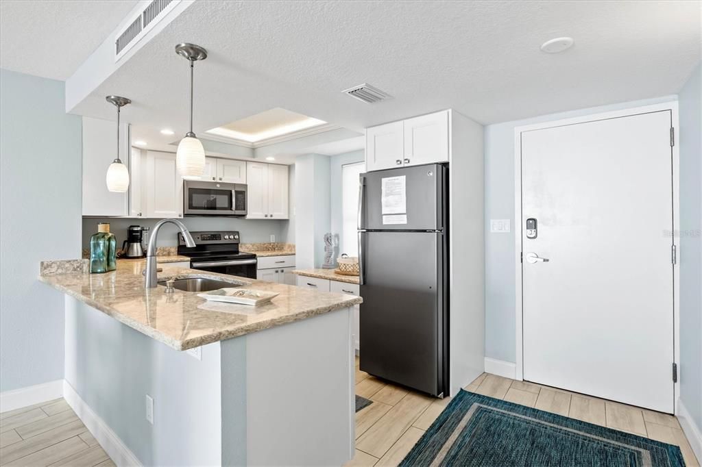 Active With Contract: $1,380,000 (2 beds, 2 baths, 1240 Square Feet)
