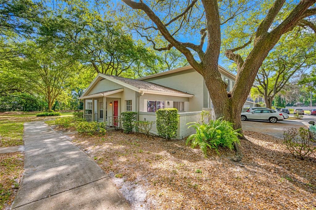 Active With Contract: $249,000 (3 beds, 2 baths, 1272 Square Feet)