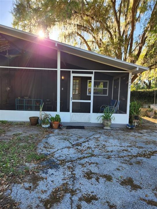 Active With Contract: $325,900 (4 beds, 2 baths, 1820 Square Feet)