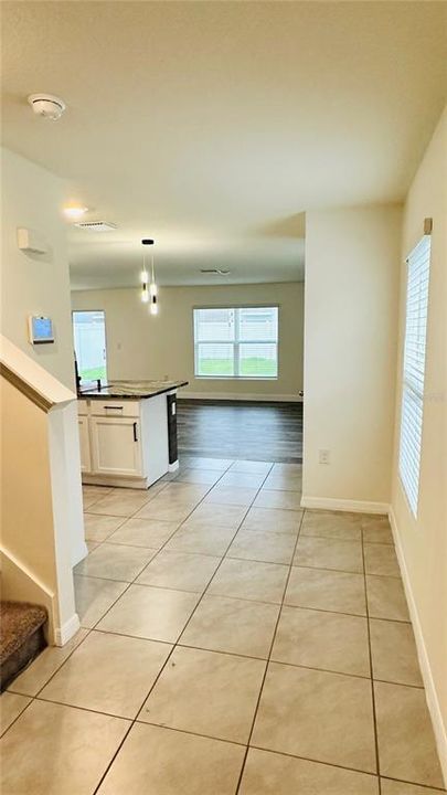 For Rent: $2,450 (4 beds, 2 baths, 2238 Square Feet)