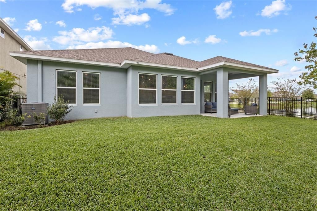 Active With Contract: $610,000 (4 beds, 2 baths, 2217 Square Feet)