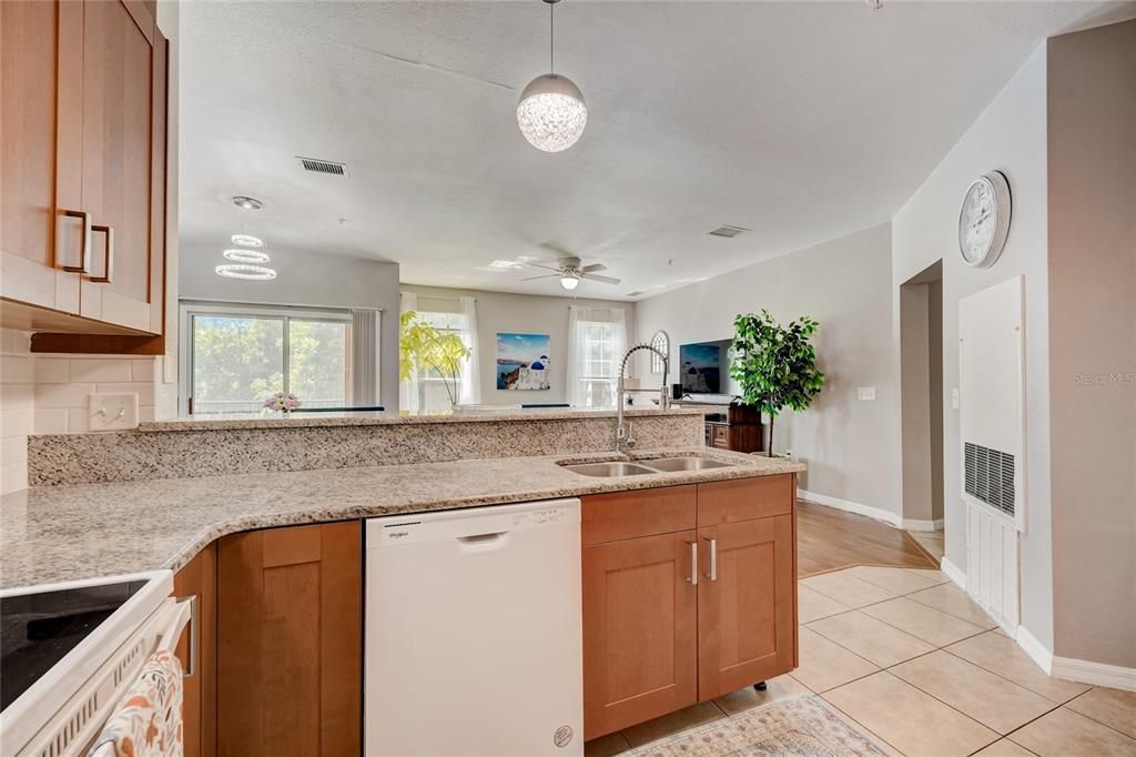 Active With Contract: $255,000 (3 beds, 2 baths, 1234 Square Feet)