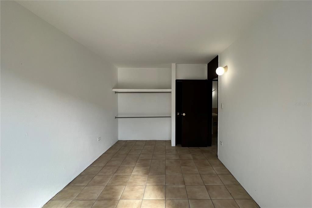 Vendido Recientemente: $127,000 (2 camas, 1 baños, 784 Pies cuadrados)