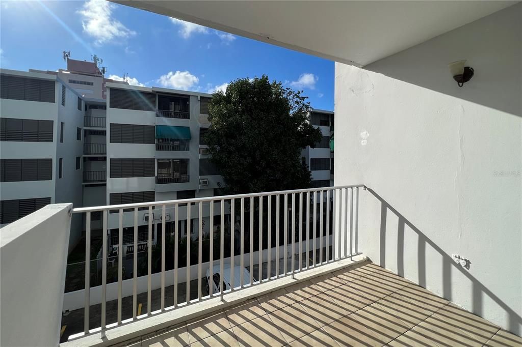 Vendido Recientemente: $127,000 (2 camas, 1 baños, 784 Pies cuadrados)