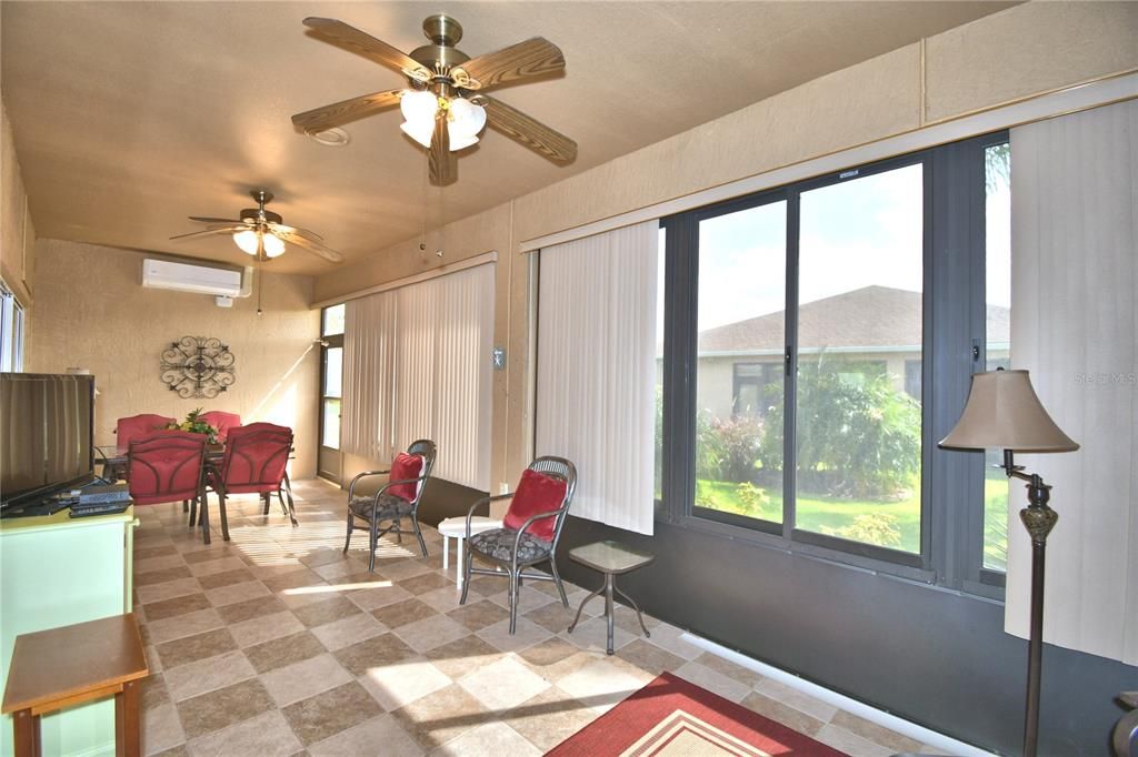 For Sale: $285,000 (2 beds, 2 baths, 1530 Square Feet)