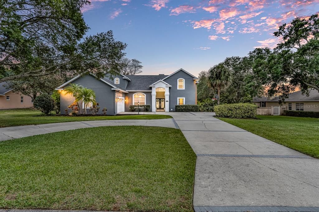 Recently Sold: $729,000 (4 beds, 3 baths, 3306 Square Feet)