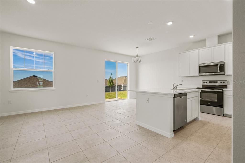 For Sale: $325,495 (3 beds, 2 baths, 1477 Square Feet)