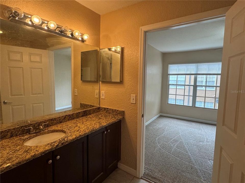 Active With Contract: $199,995 (2 beds, 2 baths, 1248 Square Feet)