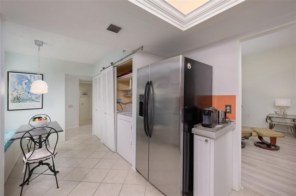 For Sale: $250,000 (2 beds, 2 baths, 1325 Square Feet)