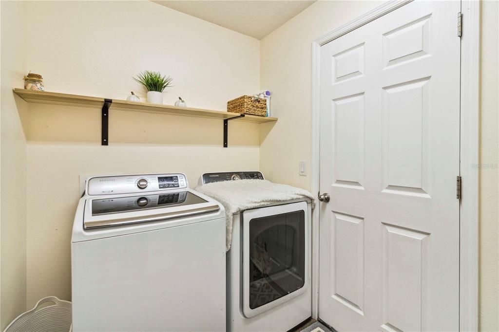 Active With Contract: $2,500 (3 beds, 2 baths, 1449 Square Feet)