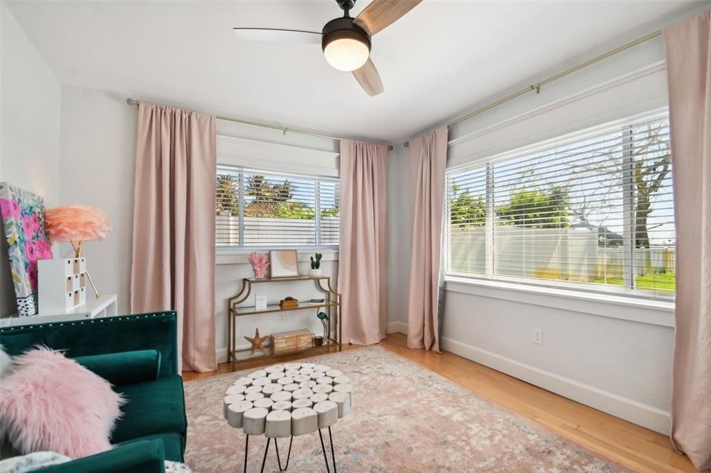 Recently Sold: $1,299,000 (3 beds, 2 baths, 1834 Square Feet)