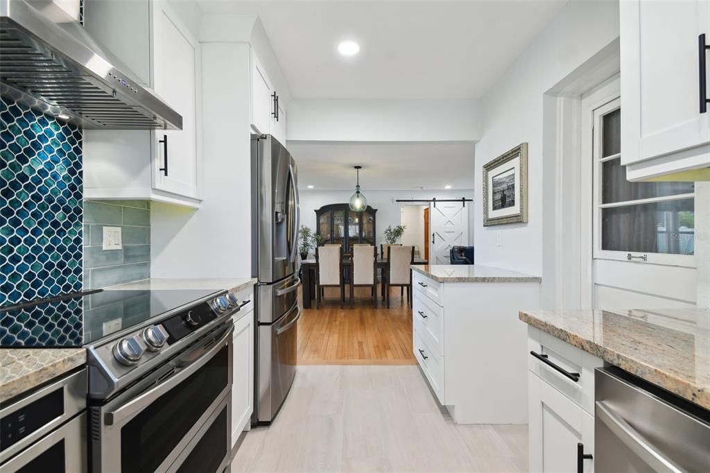 Recently Sold: $1,299,000 (3 beds, 2 baths, 1834 Square Feet)