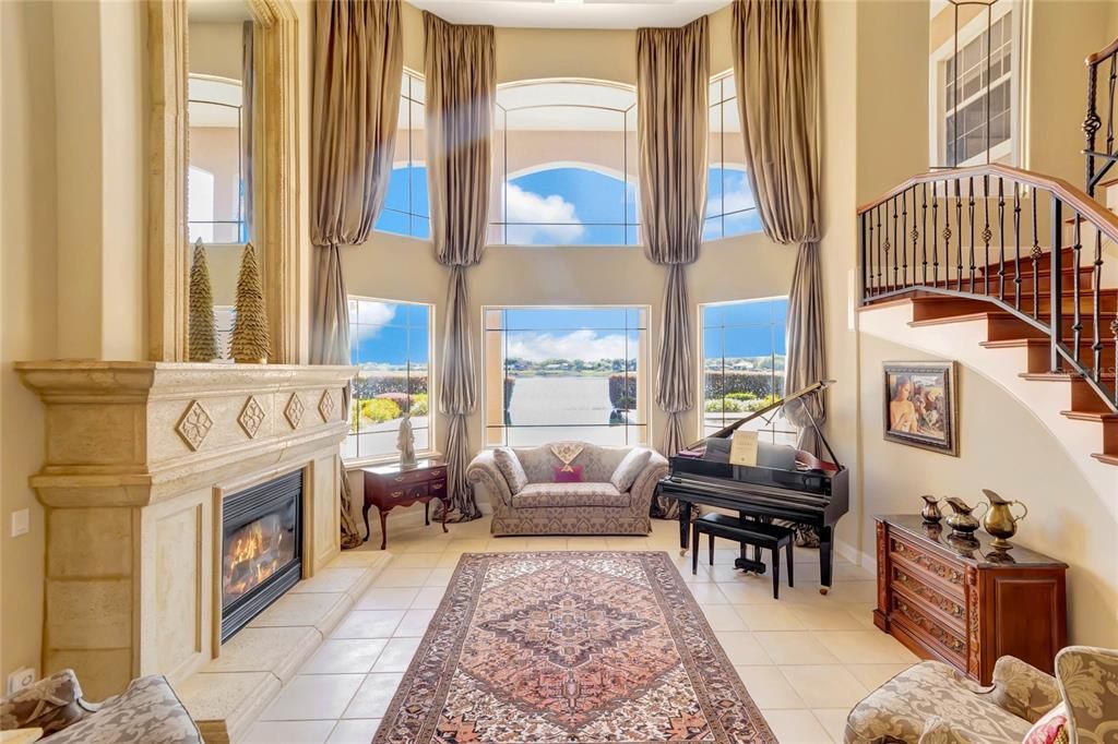 Recently Sold: $2,575,000 (5 beds, 5 baths, 5604 Square Feet)