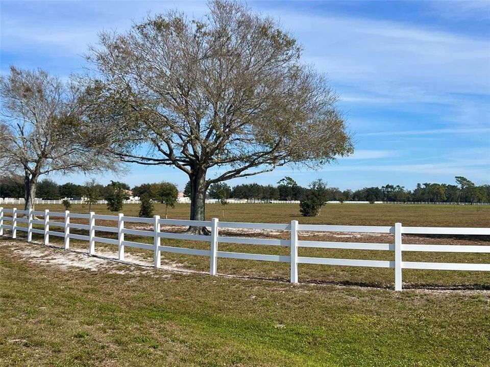 На продажу: $750,000 (10.00 acres)