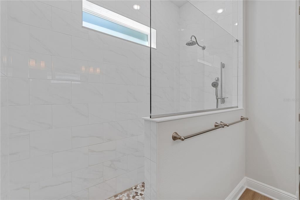 Owners Suite Walk in Shower, - Dual Shower heads
